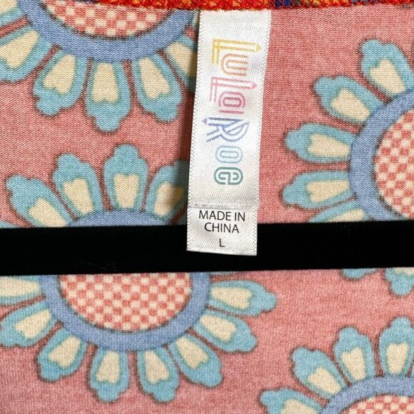 EUC LulaRoe Women’s Swing Style Short Sleeve Shirt Top Red GeometricDesign Large - Picture 3 of 3